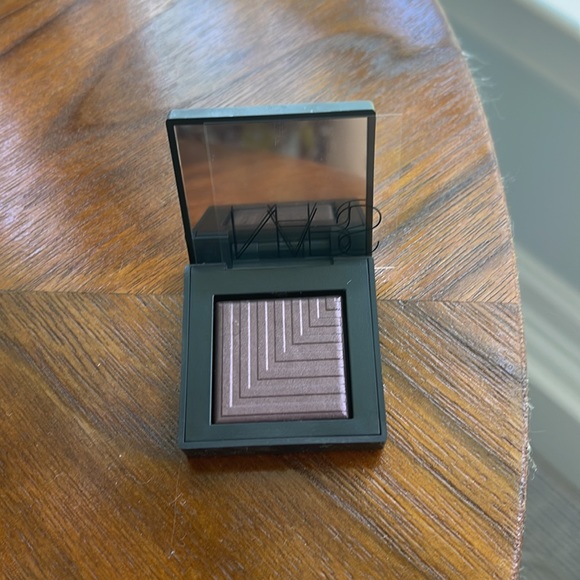 Nars Dual Intensity Eye Shadow - Picture 3 of 3